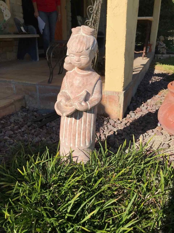 lot 531 image: Concrete  Little Girl with Bird