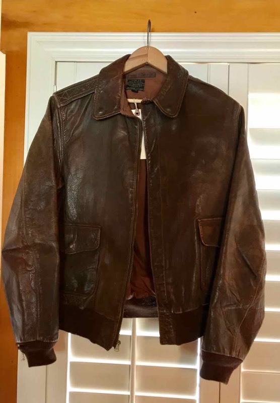 lot 558 image: Vintage Leather Air Force Jacket (40)