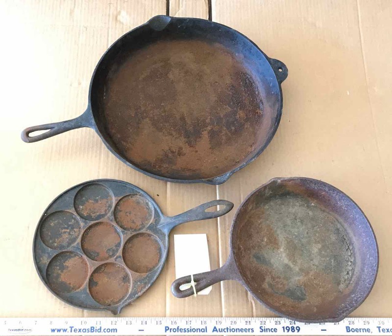 lot 605 image: (3) Cast Iron  (2) Skillets & (1) Hot Cake Skillet