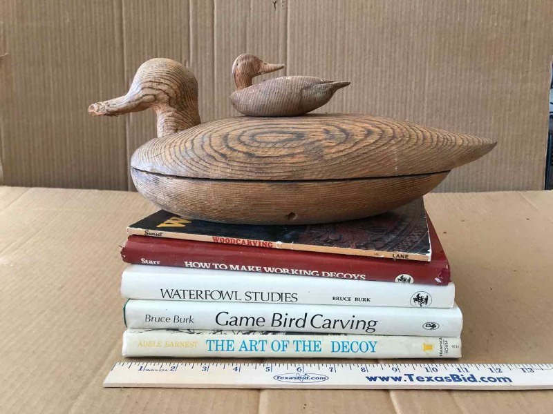 lot 614 image: Decoy Making  Books & Projects in Progress