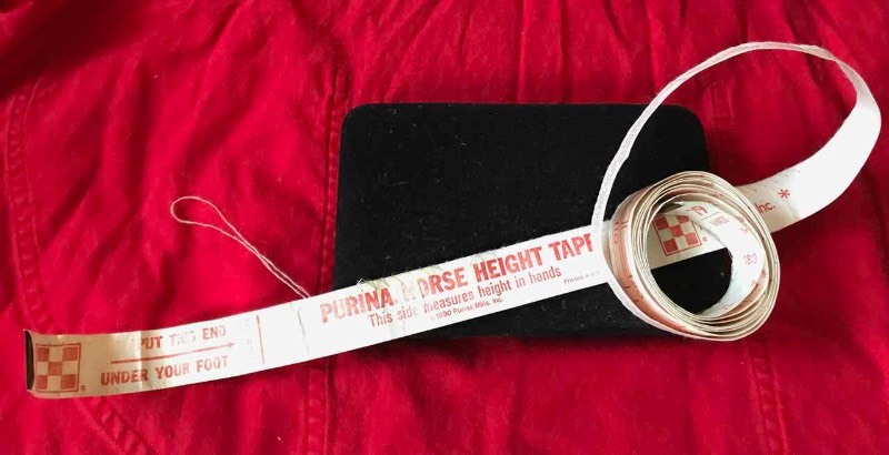 lot 651 image: Purina Horse HeightWeight Tape