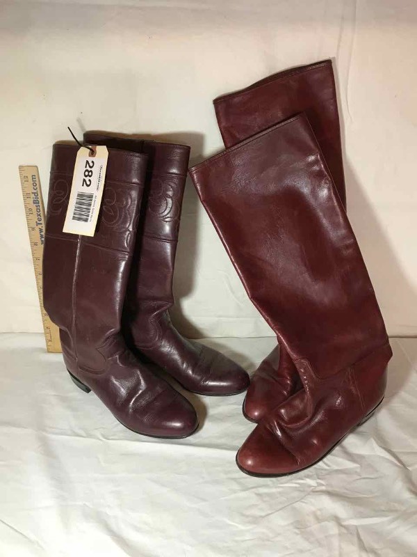 lot 282 image: (2) Pair Leather Boots