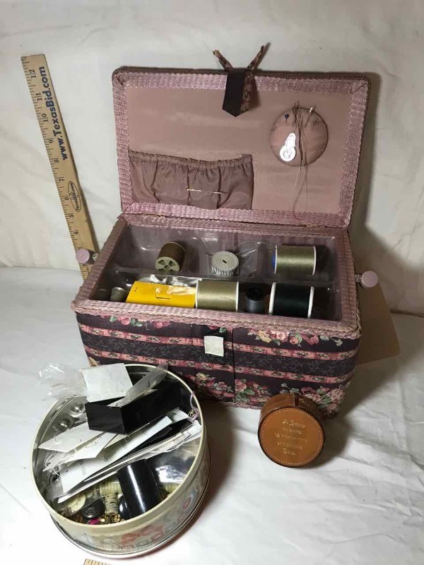lot 283 image: Sewing Box & Loose Buttons
