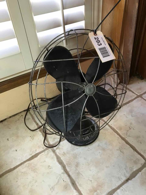 lot 293 image: Vintage Emerson Electric Fan