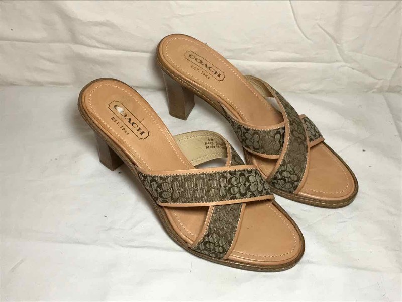 lot 295 image: Coach Sandals (8)
