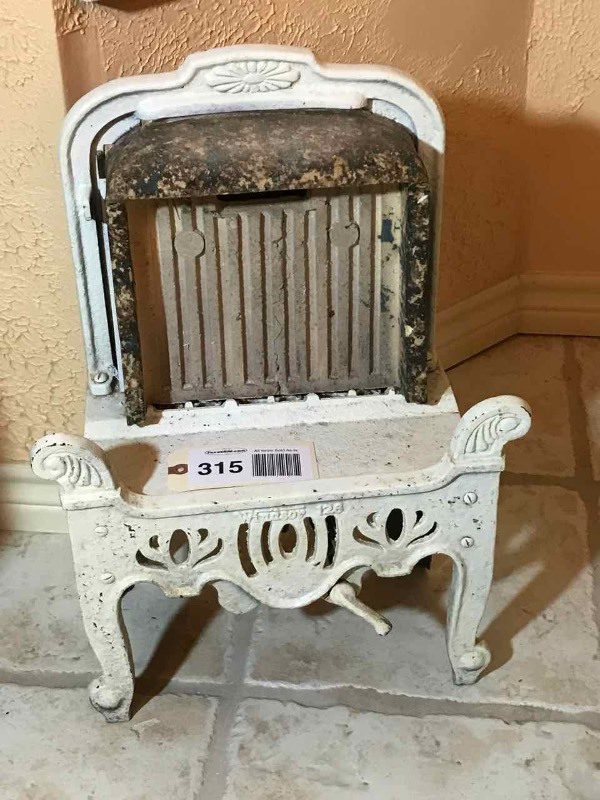 lot 315 image: Gas Heater (is not connected)