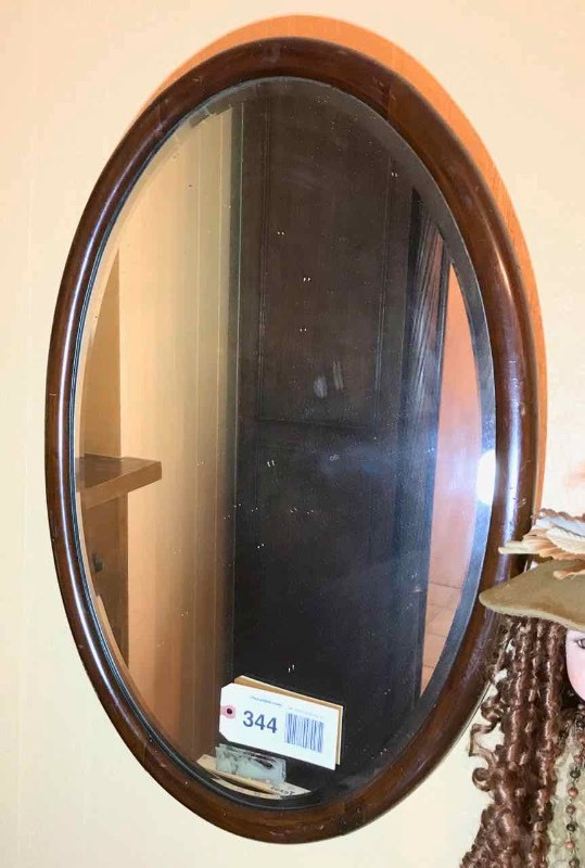 lot 344 image: Antique Wood Frame Oval Beveled Mirror