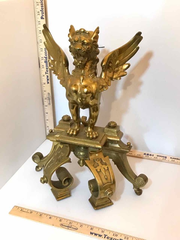 lot 362 image: Brass Andiron Piece