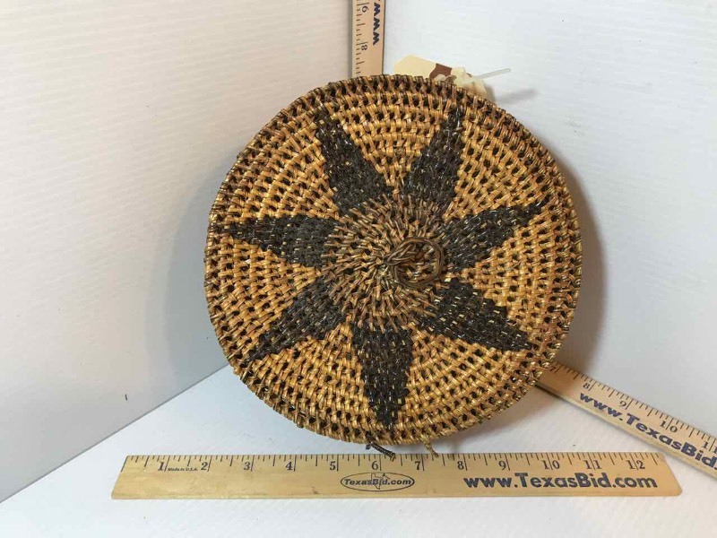lot 394 image: Pine Needle Basket