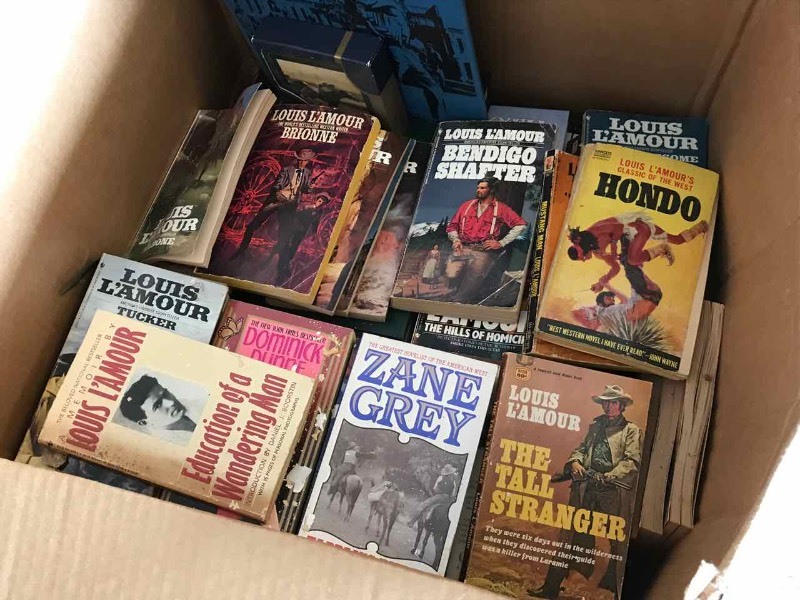 lot 665 image: Paperbacks