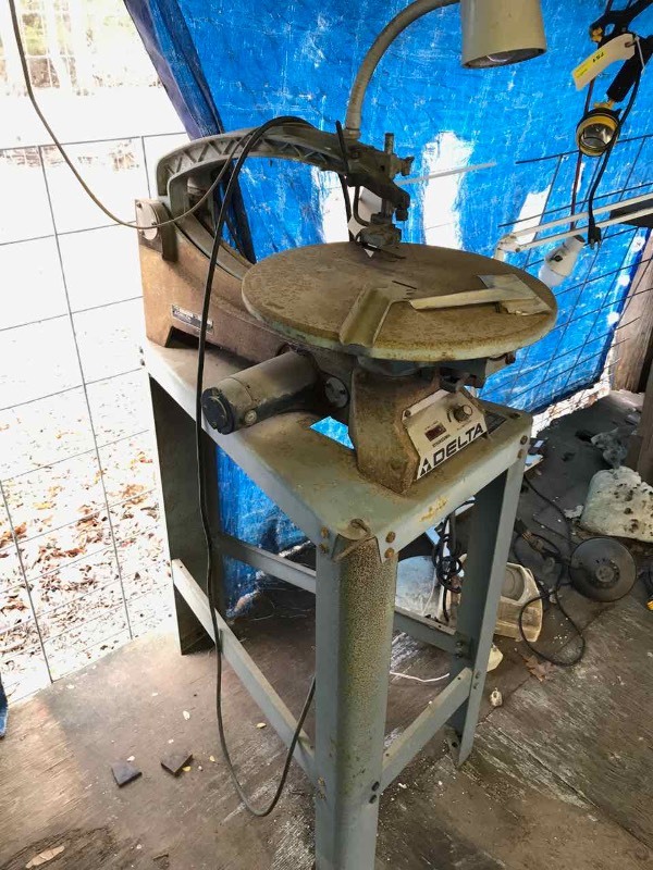 lot 745 image: Delta Scroll Saw 110 volt