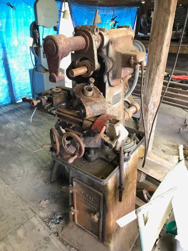 lot 746 image: Burke Milling Machine 110 volt