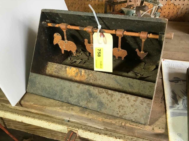 lot 758 image: Pellet Target Trap