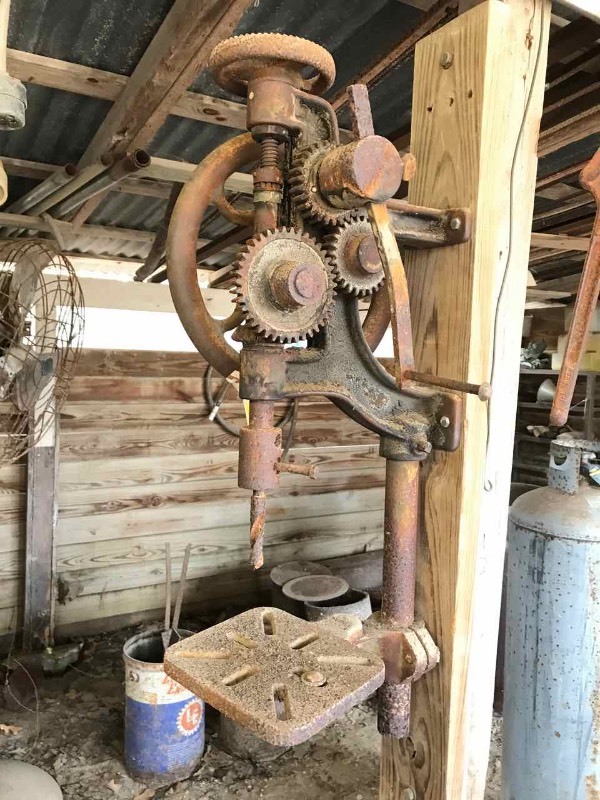 lot 803 image: Manual Drill Press (partially locked up)