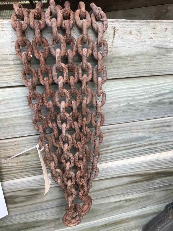 lot 835 image: Chain with Hooks