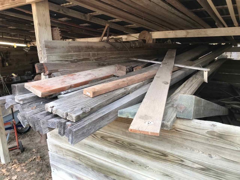 lot 840 image: Lumber