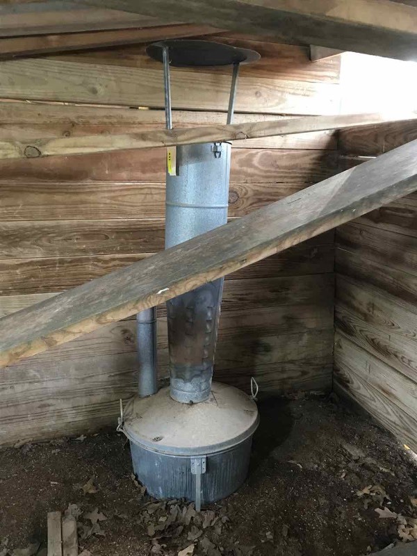 lot 841 image: Salamander Heater