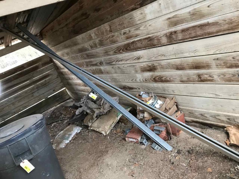 lot 846 image: Barn Door Sliders & Hardware