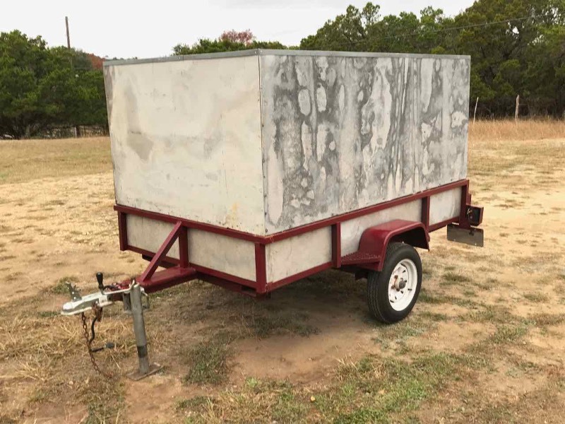lot 999 image: Utility Trailer 56 in wide by 89 in long with removeable box