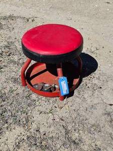 lot 75 image: Stool with casters