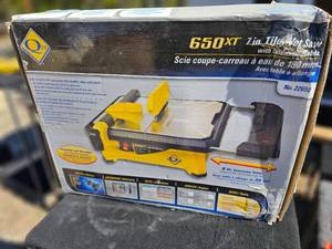 lot 86 image: QEP 650XT 7 inch Wet Tile Saw