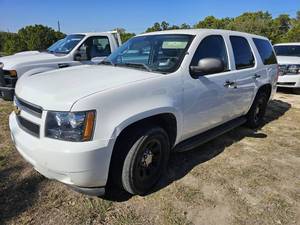 lot 6 image: Surplus  2013 Chevrolet Tahoe Police Package, mileage 132,562  (VIN 1GNLC2E0XDR189824)