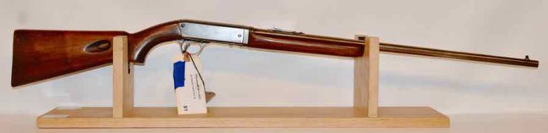 lot 81 image: Remington Speedmaster Mod. 241,  (sn  120998)  used