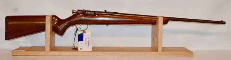 lot 83 image: Stevens Mod. 15A Bolt Rifle,  .22LR  (sn  Pre-1964 none)  used