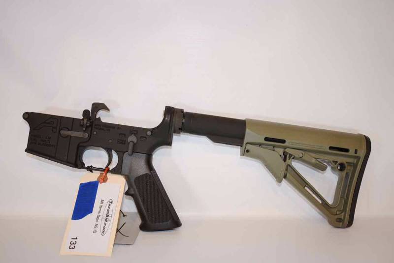 lot 133 image: Complete Lower Receiver Aero Precision M5 (AR15) Multi  (sn  DLR00941)  new