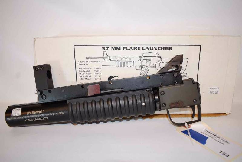 lot 154 image: 37 MM Flare Launcher