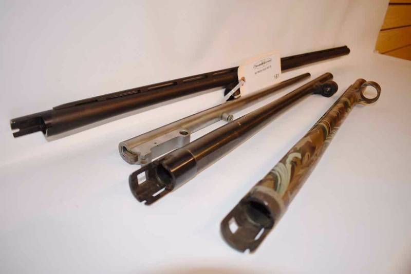 lot 181 image: Barrels  (4) assorted shotgun barrels, unknown condition, come to preview