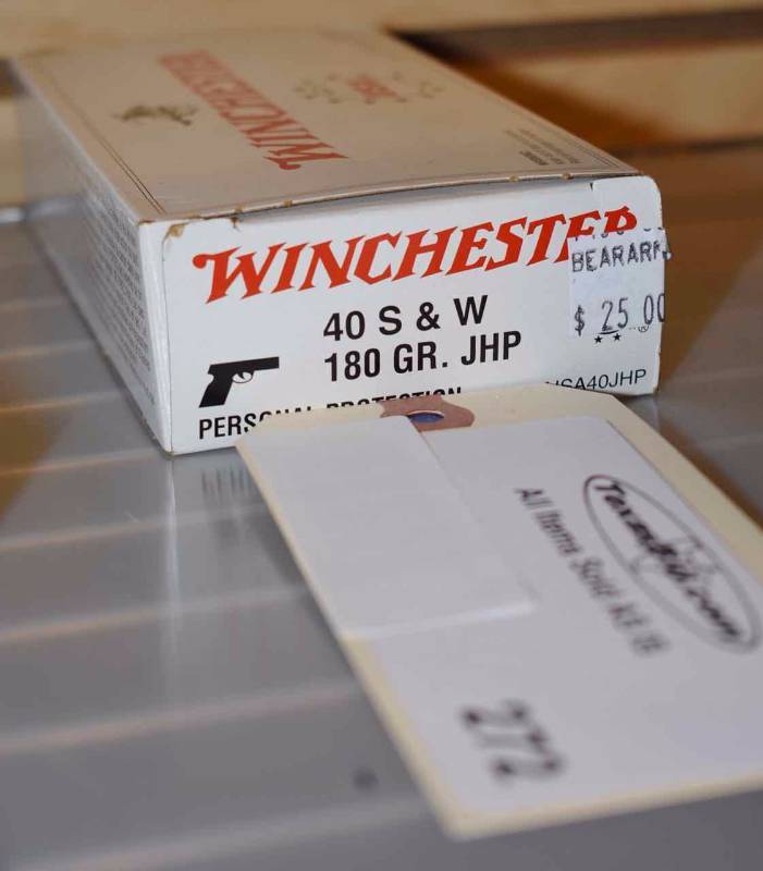 lot 272 image: (1) Winchester 40 S&W 180gr. JHP