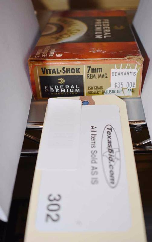 lot 302 image: (1)Federal Premium Vital-Shock 7mm Rem. Mag. 150 Nosler Ballistic Tip