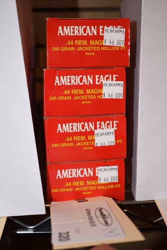 lot 320 image: (4)American Eagle .44 Rem. Magnum 240gr. JHP