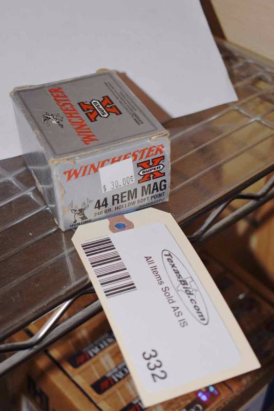 lot 332 image: (1)Winchester Super X 44 Rem Mag 240gr. HSP