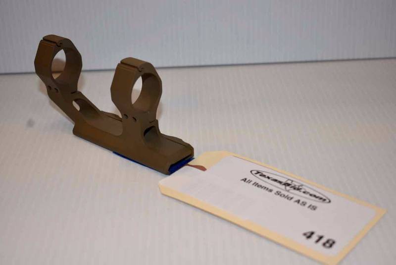 lot 418 image: Scope Mount