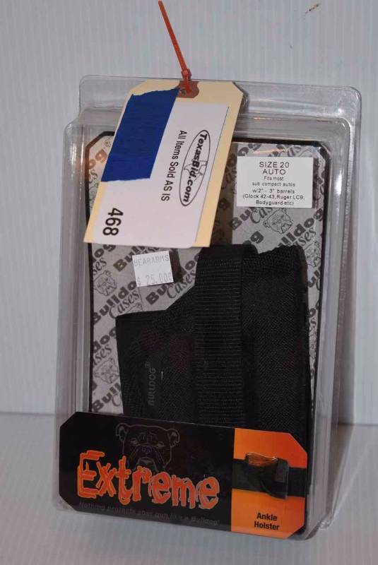 lot 468 image: (1)Blackhawk Holster