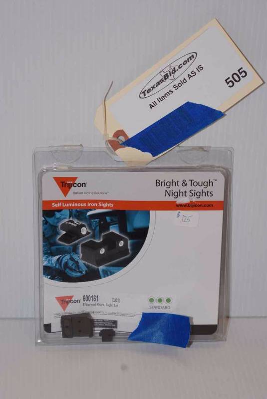 lot 505 image: Trijicon Night Sights