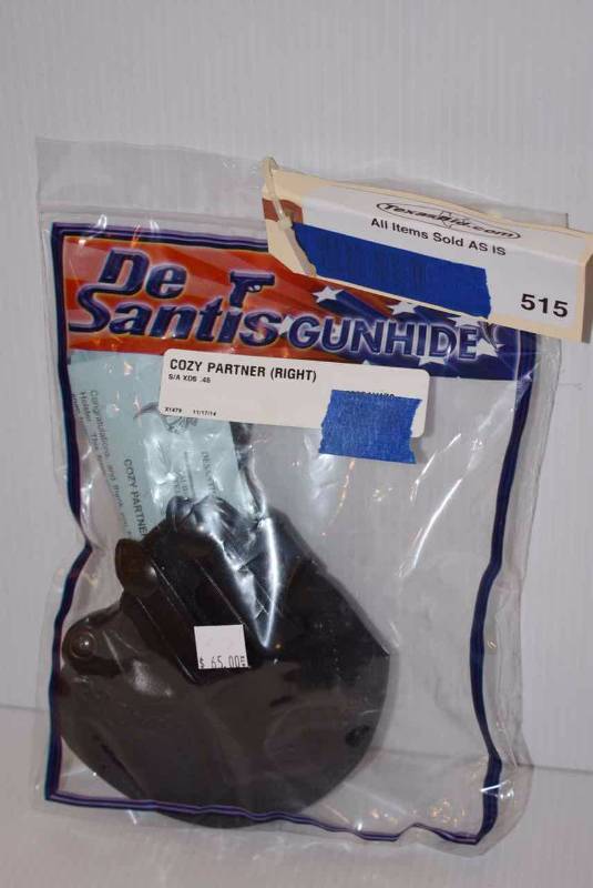 lot 515 image: DeSantis Gunhide Holster