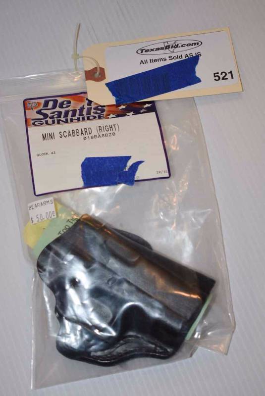 lot 521 image: DeSantis Gunhide Holster