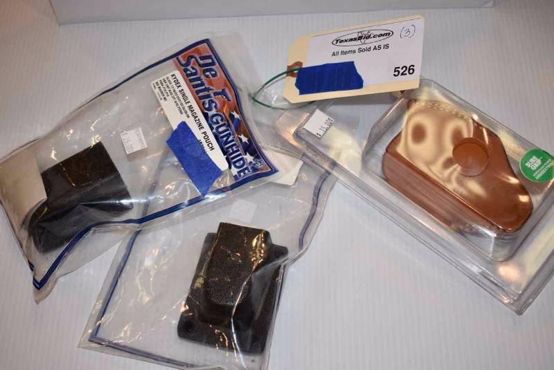 lot 526 image: Holster & Mag Pouches