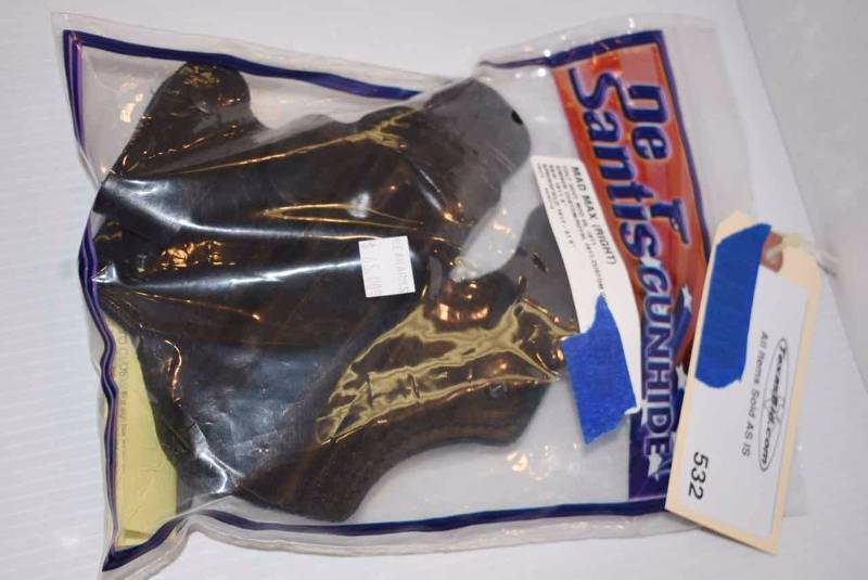 lot 532 image: DeSantis Gunhide Holster