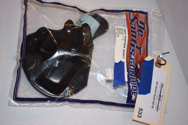 lot 533 image: DeSantis Gunhide Holster