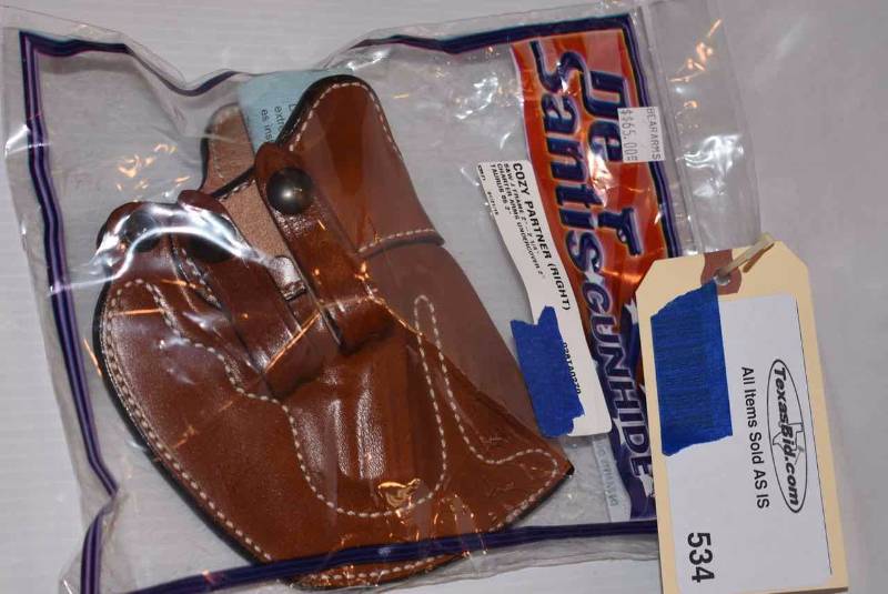 lot 534 image: DeSantis Gunhide Holster