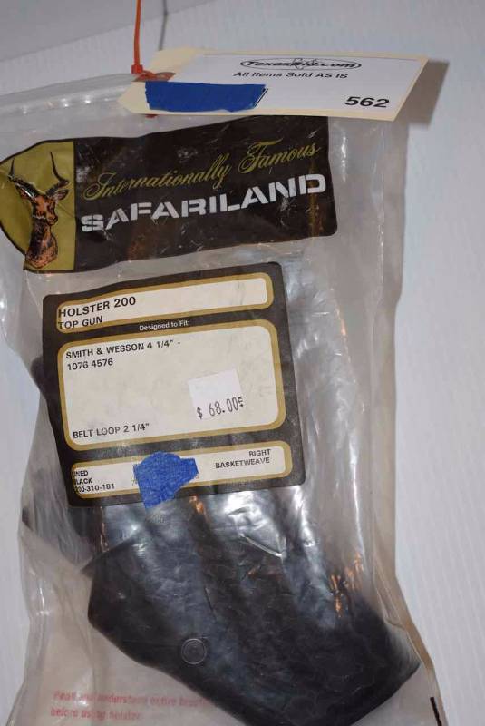 lot 562 image: Safariland Holster