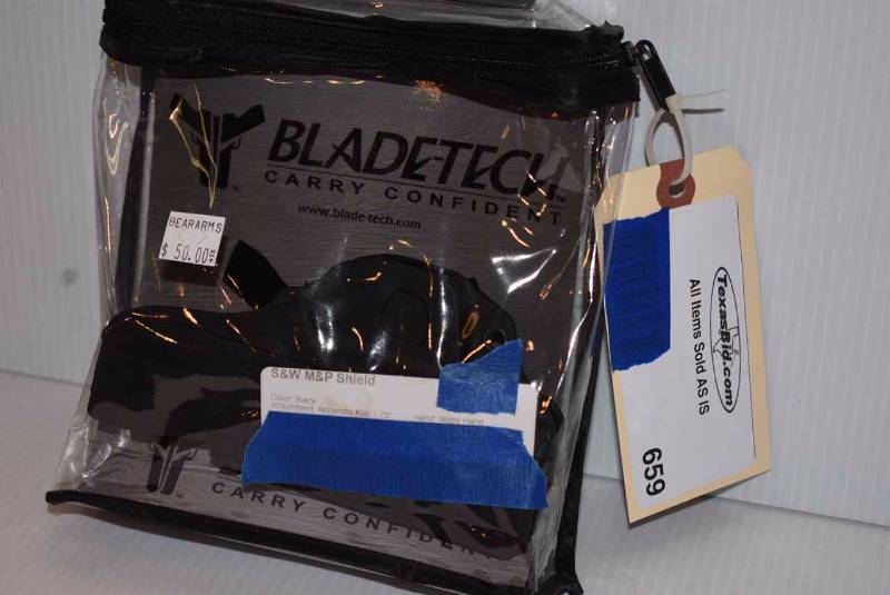 lot 659 image: Blade Tech Holster