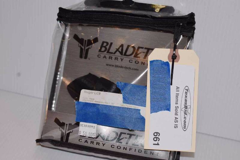 lot 661 image: Blade Tech Holster