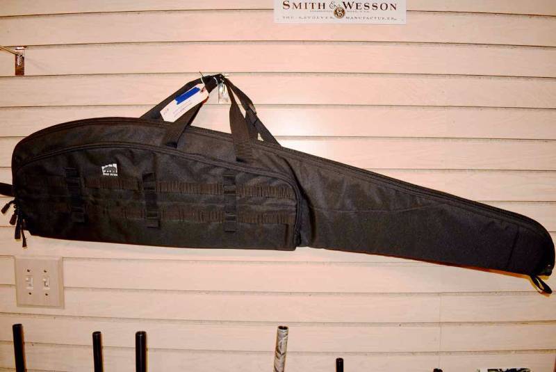lot 677 image: Scoped Rifle Case