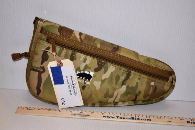 lot 692 image: Pistol Case