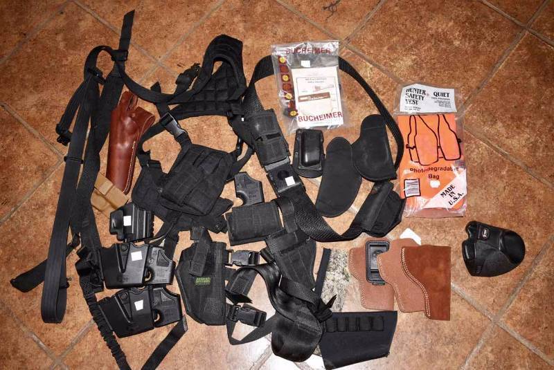 lot 708 image: Asst. Holsters